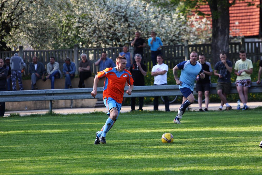 Klasa A: KS Legnickie Pole - Zryw 4:2