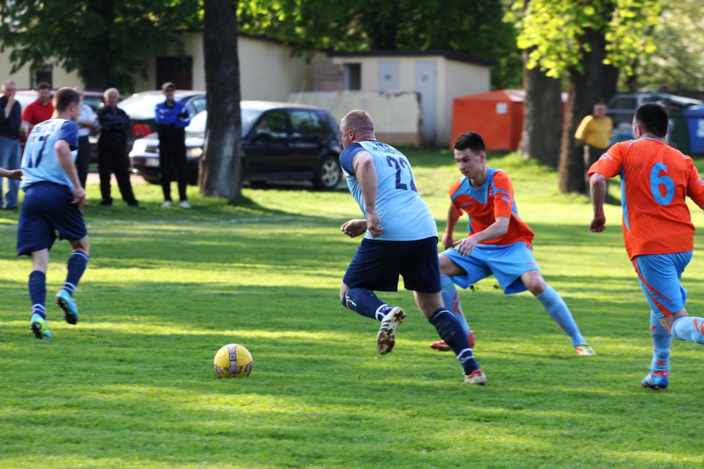 Klasa A: KS Legnickie Pole - Zryw 4:2