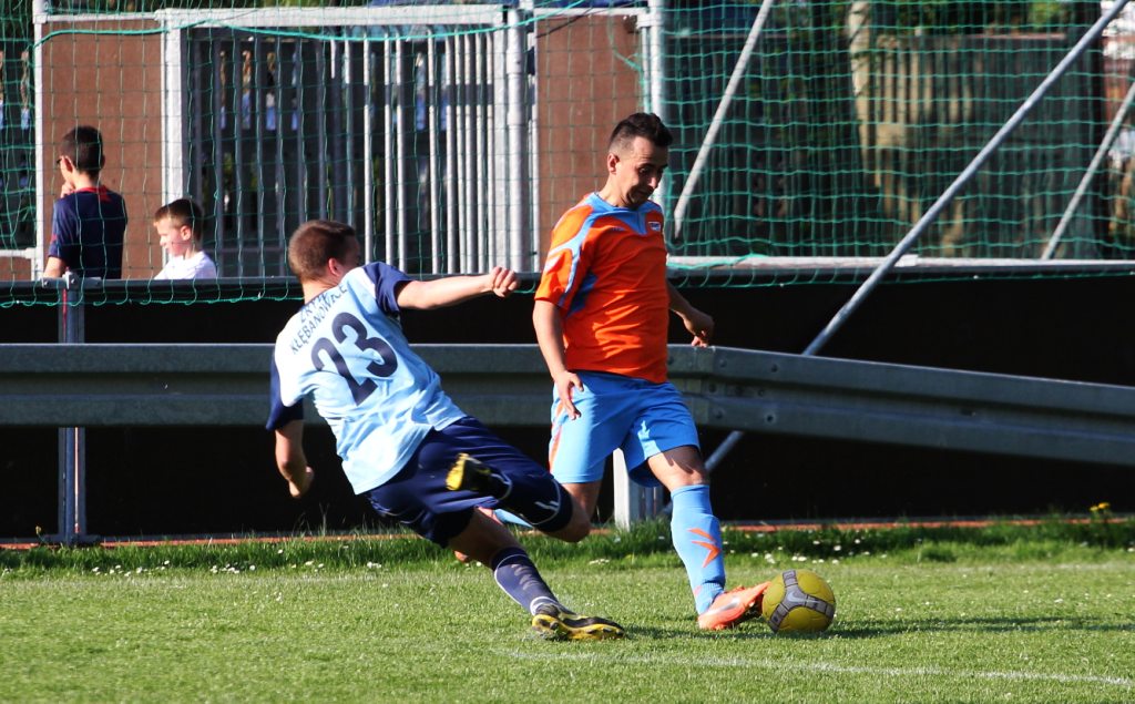 Klasa A: KS Legnickie Pole - Zryw 4:2