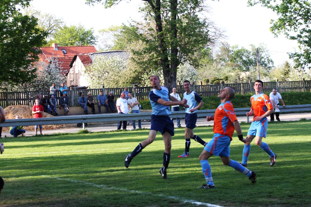 Klasa A: KS Legnickie Pole - Zryw 4:2