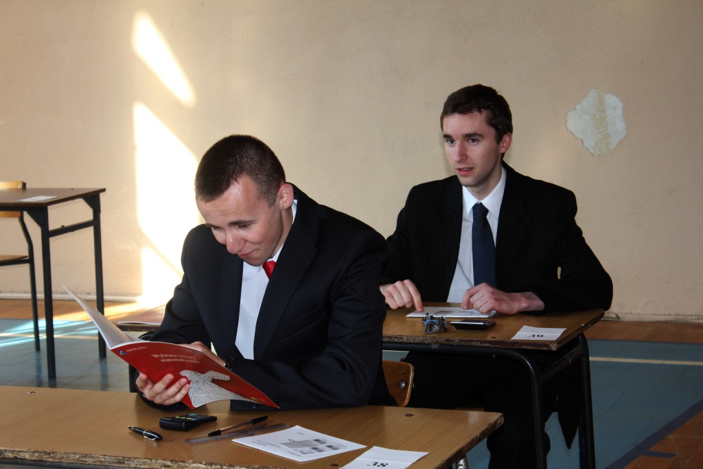 Matura w ZSEM w Legnicy