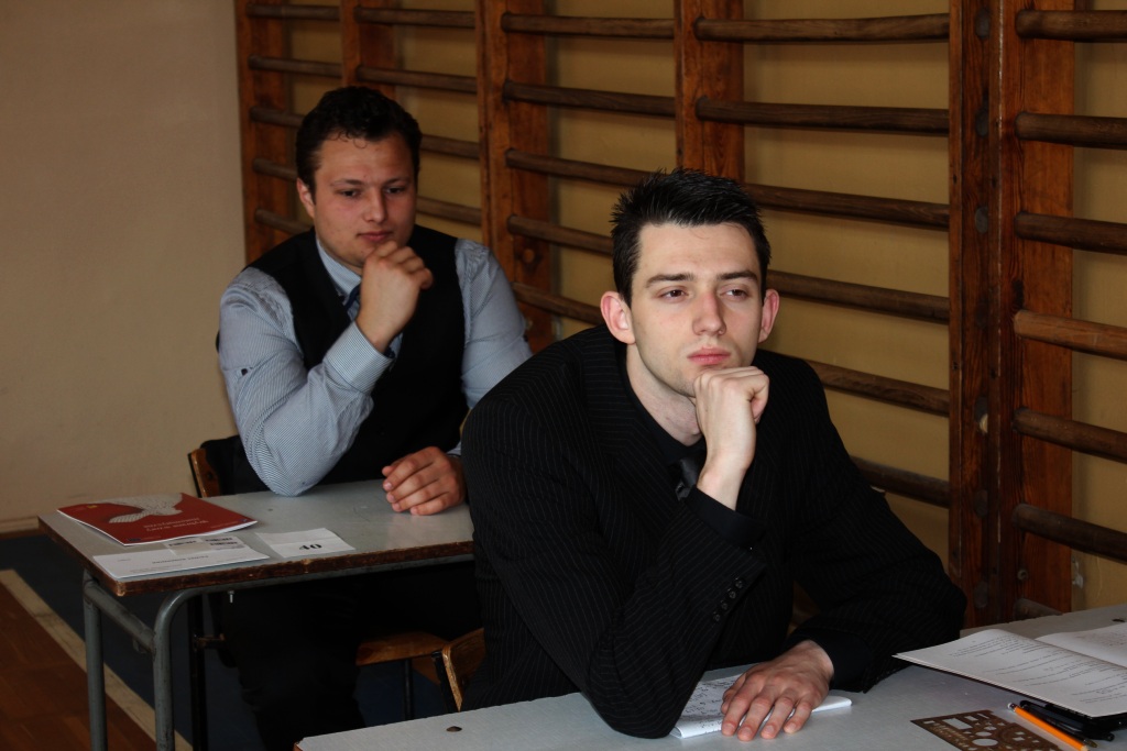 Matura w ZSEM w Legnicy