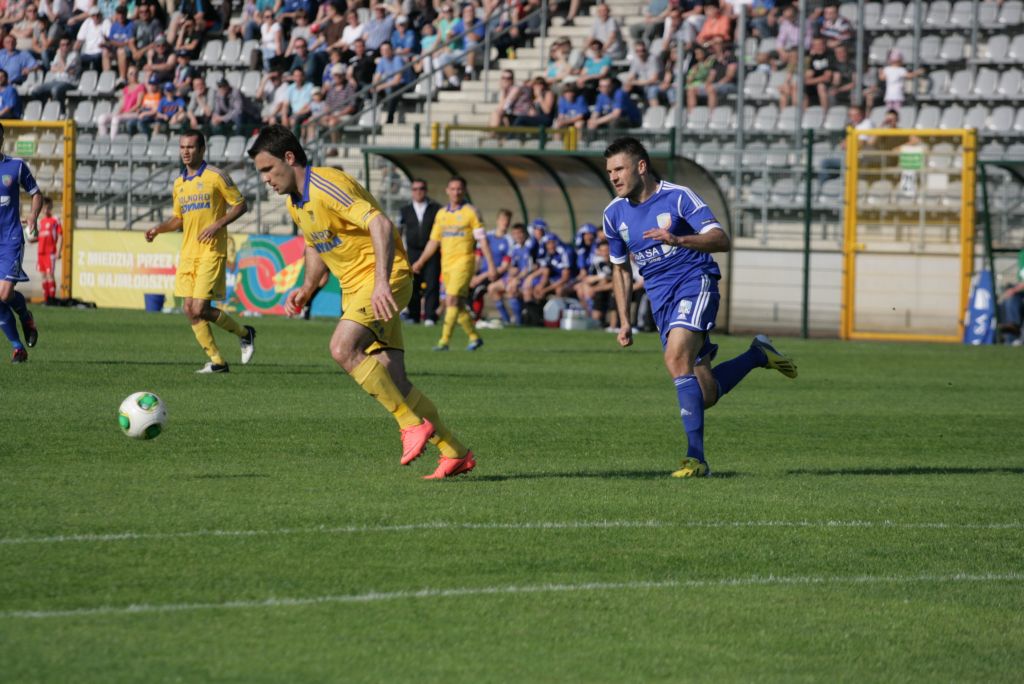 Miedź Legnica - Arka Gdynia 1:1