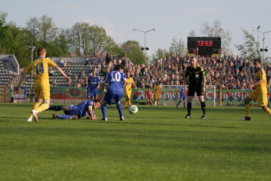 Miedź Legnica - Arka Gdynia 1:1