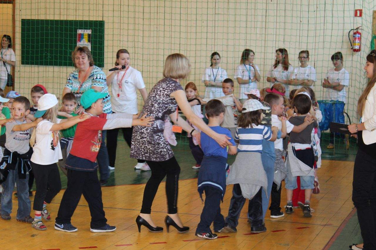 Studenci przygotowali dla przedszkolaków Dzień Europy