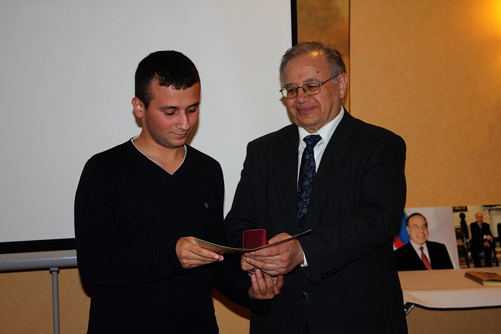 Ambasador Azerbejdżanu odwiedził szachistów