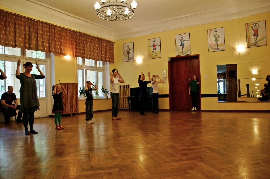 Roztańczone rodziny w legnickim MCK