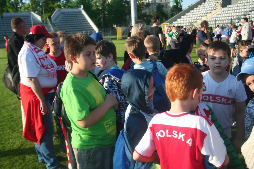 Wielki piłkarski świat przy Orła Białego. Część 1