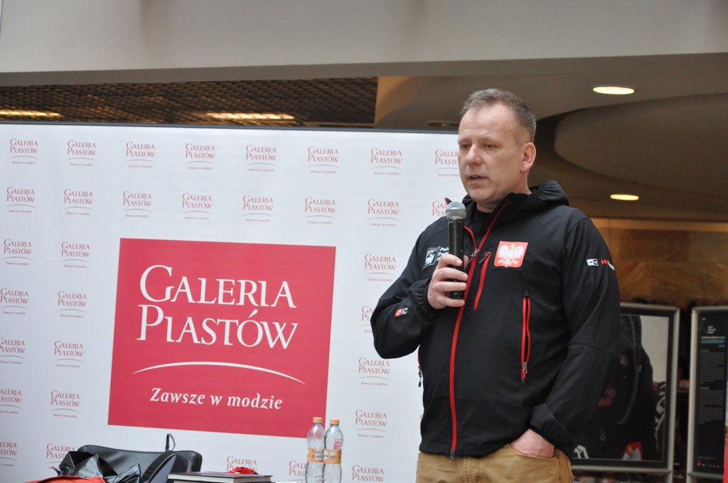 Galeria Piastów centrum himalaizmu