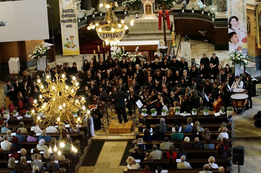 Koncert oratoryjny w wykonaniu uczniów ZSM