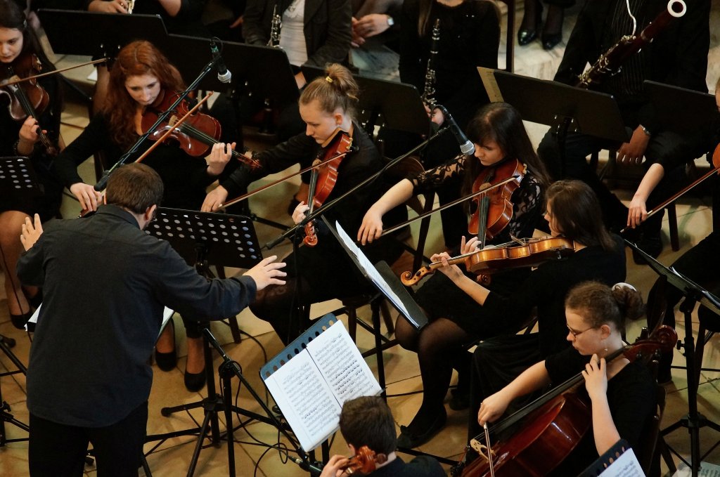 Koncert oratoryjny w wykonaniu uczniów ZSM