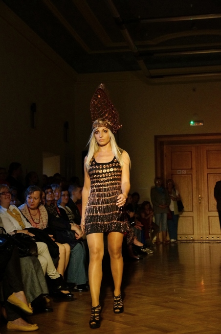 Pokaz mody w noc muzealną