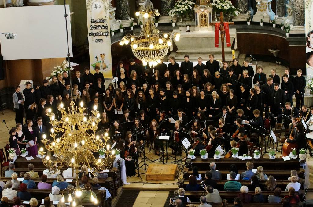 Koncert oratoryjny w wykonaniu uczniów ZSM