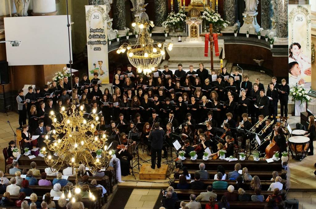 Koncert oratoryjny w wykonaniu uczniów ZSM