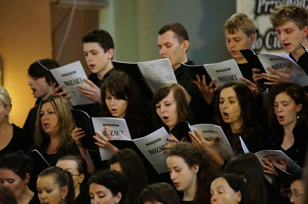 Koncert oratoryjny w wykonaniu uczniów ZSM