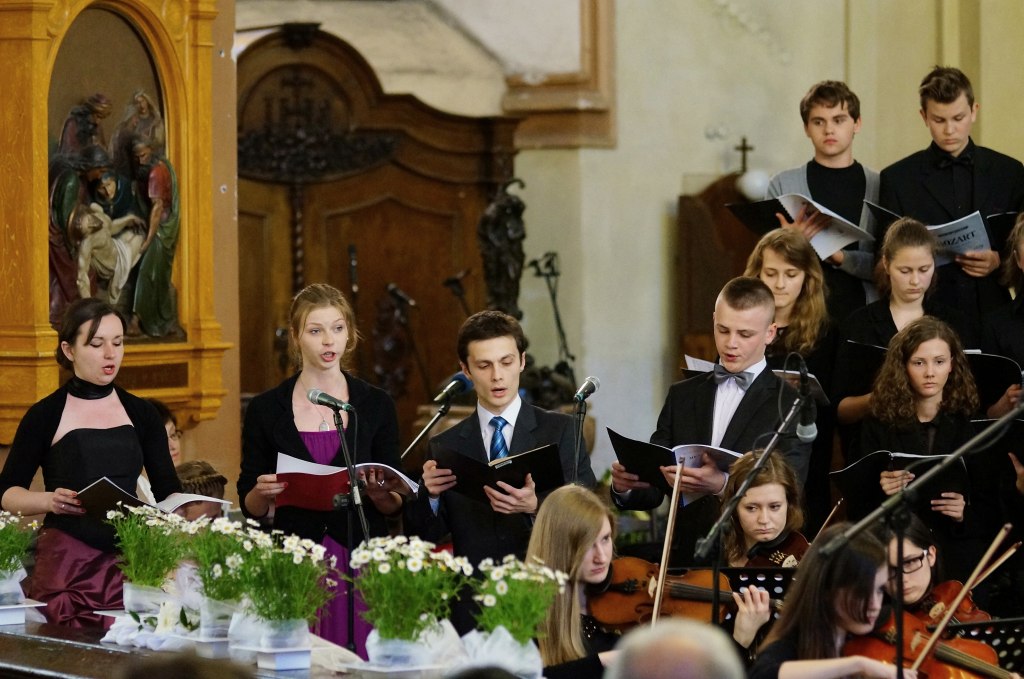 Koncert oratoryjny w wykonaniu uczniów ZSM
