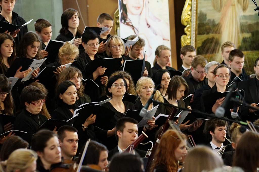 Koncert oratoryjny w wykonaniu uczniów ZSM