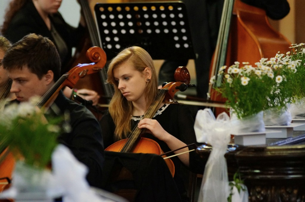 Koncert oratoryjny w wykonaniu uczniów ZSM
