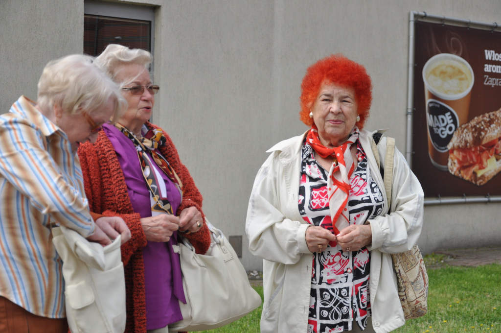 Emeryci jadą do Janówka