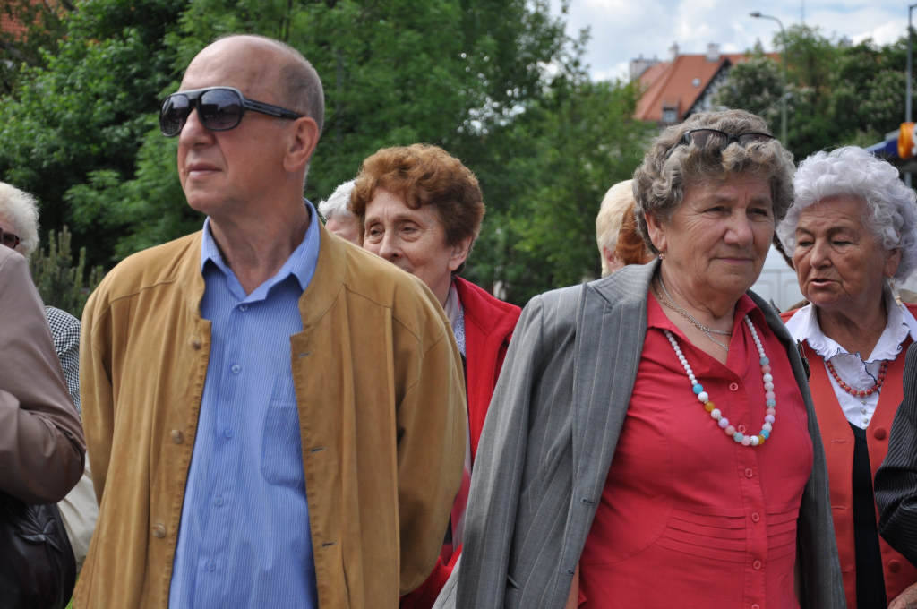 Emeryci jadą do Janówka
