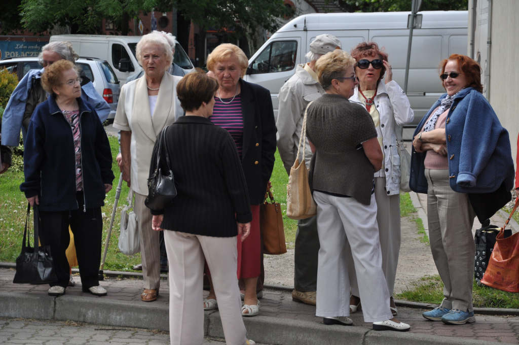 Emeryci jadą do Janówka