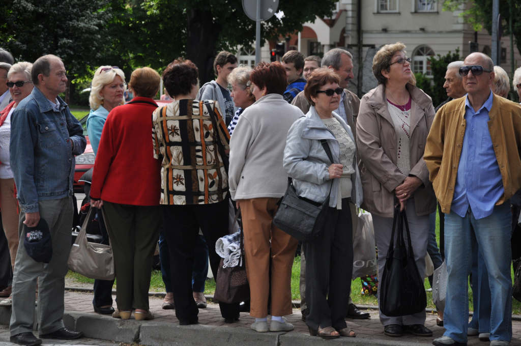 Emeryci jadą do Janówka