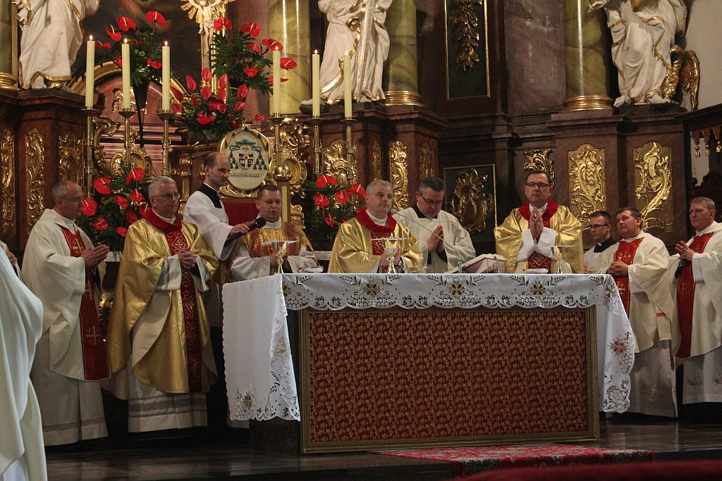 25 - lecie kapłaństwa w legnickiej katedrze