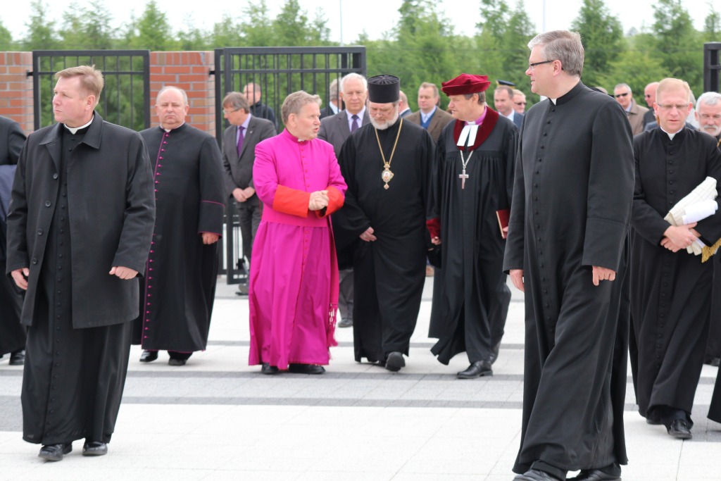 Cmentarz w Jaszkowie poświęcony i otwarty