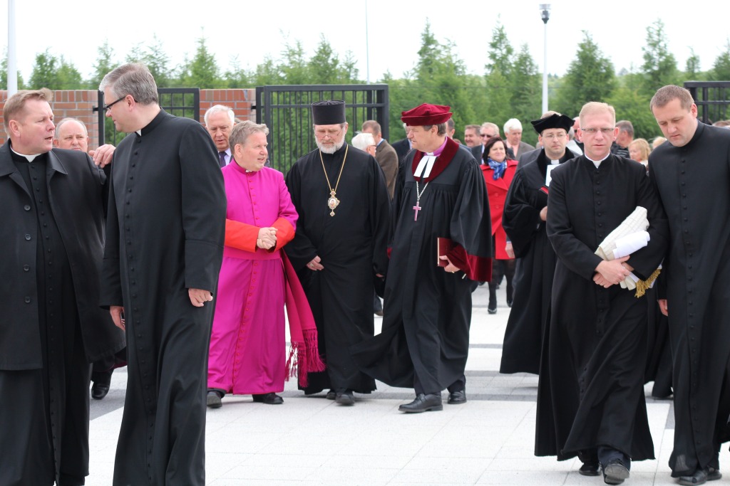Cmentarz w Jaszkowie poświęcony i otwarty