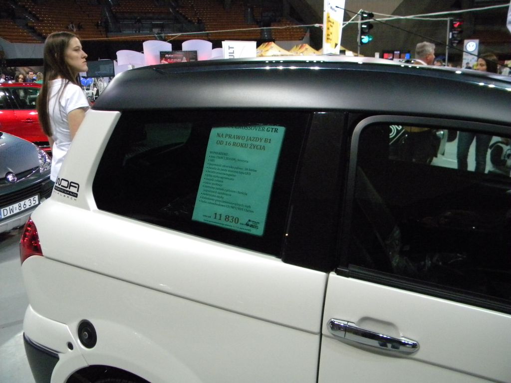 Autoshow 2013: wirtualny autobus i samochody