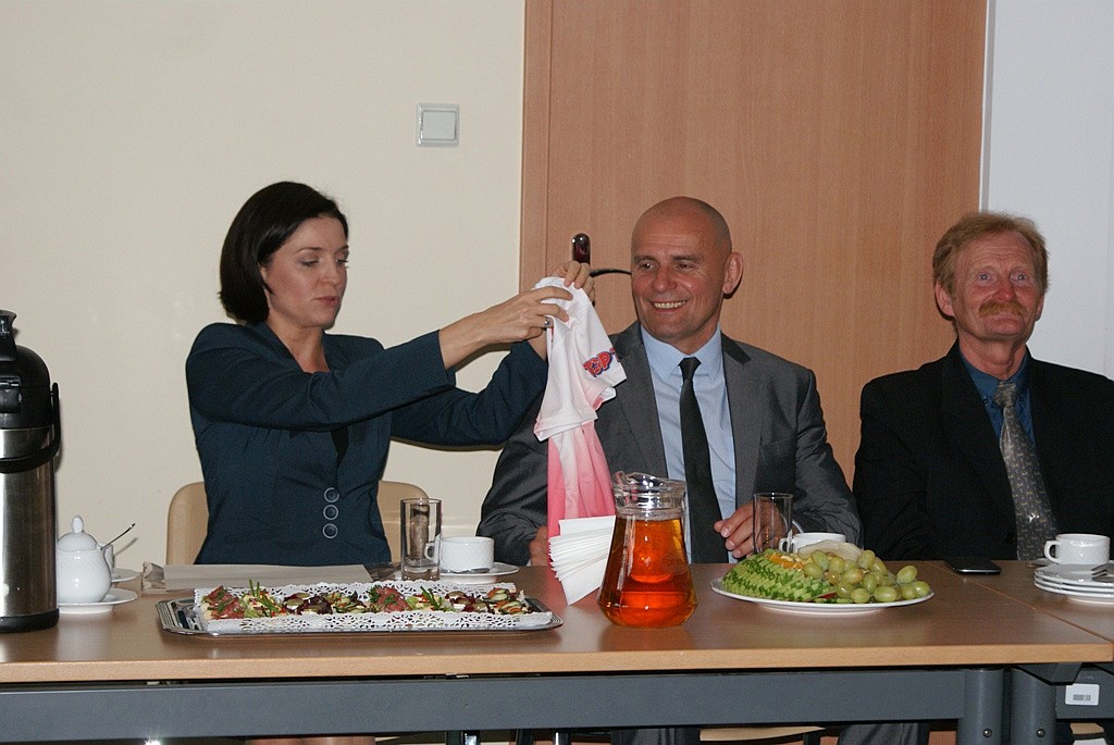 Legniccy taekwondocy z wizytą u minister Muchy