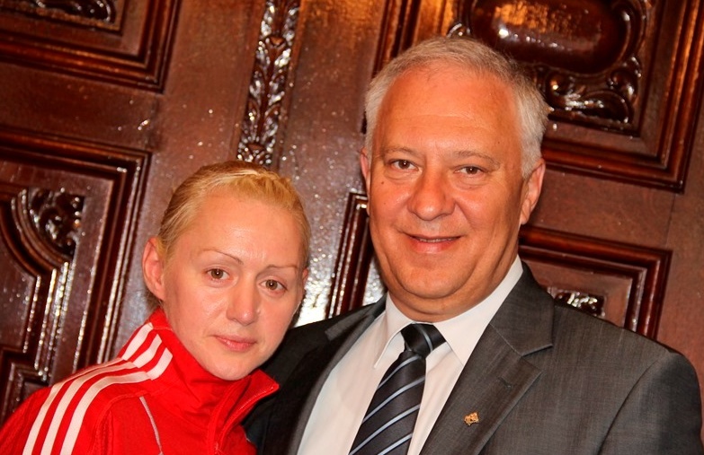 Legniccy taekwondocy z wizytą u minister Muchy