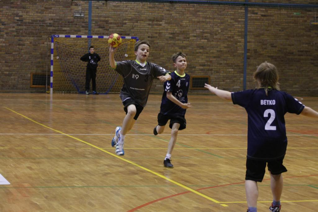 Lion Cup 2013 - VIII Turniej Piłki Ręcznej cz1