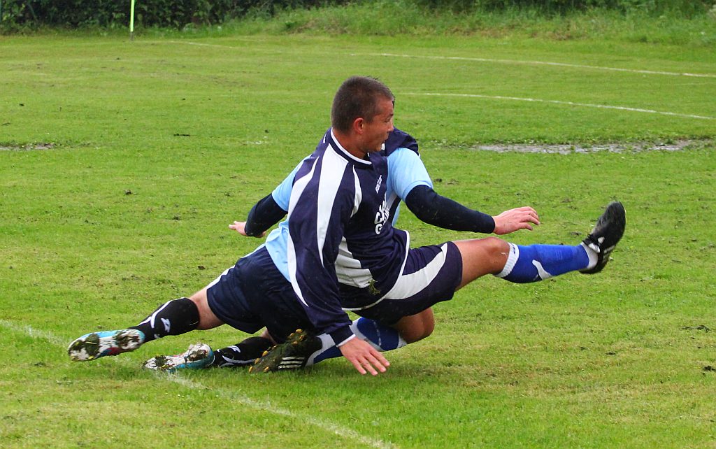 Klasa B: Czarni - Błękitni 1:3