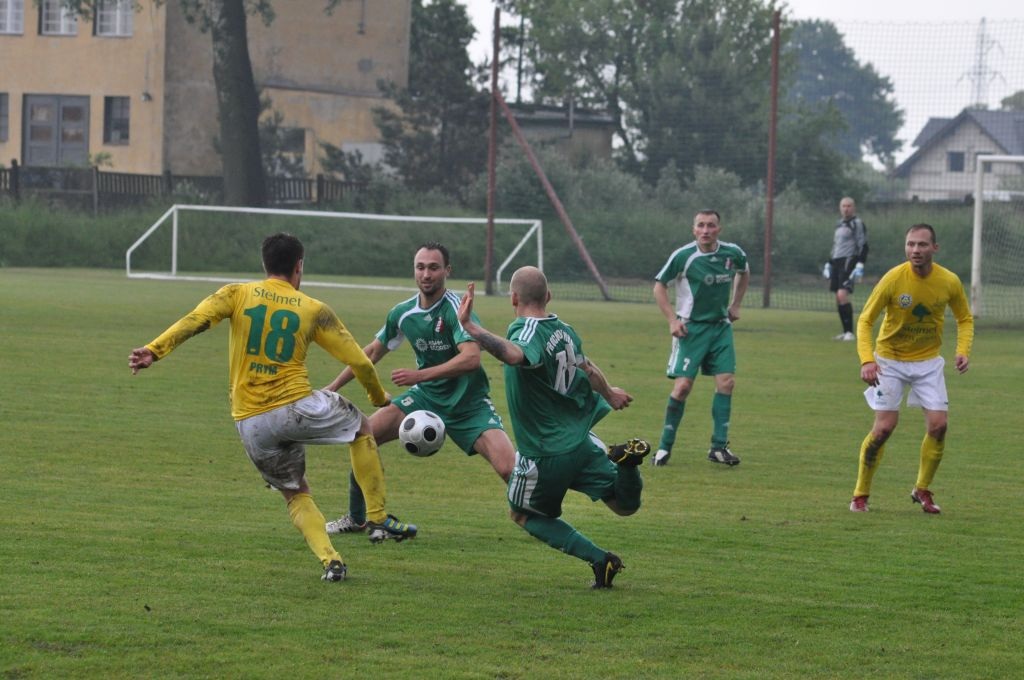 III liga: Prochowiczanka - UKS Lechia 0:2