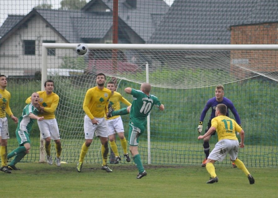 III liga: Prochowiczanka - UKS Lechia 0:2