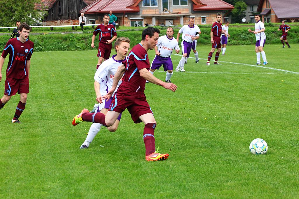 Klasa A: Dąb Stowarzyszenie - Fenix 6:1