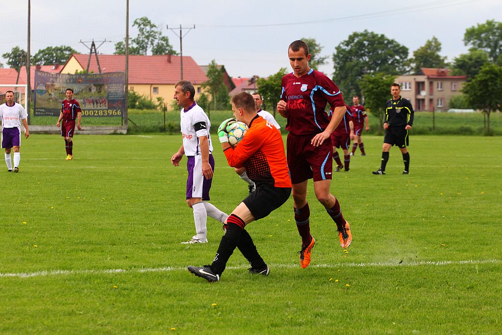 Klasa A: Dąb Stowarzyszenie - Fenix 6:1
