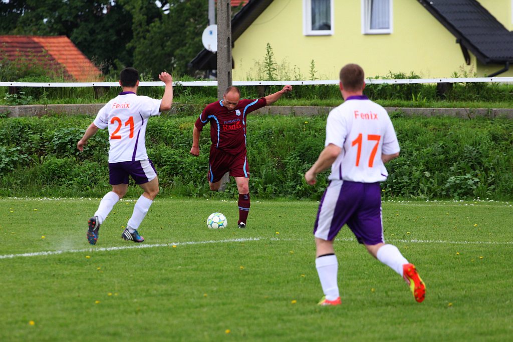 Klasa A: Dąb Stowarzyszenie - Fenix 6:1