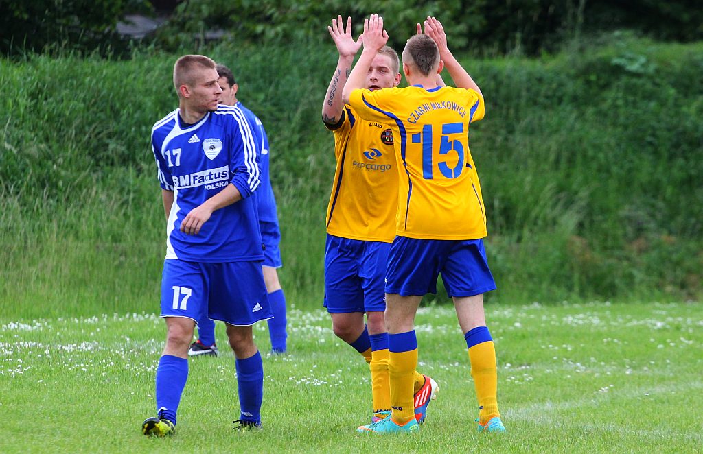 Klasa A: Czarni - Relaks 2:1