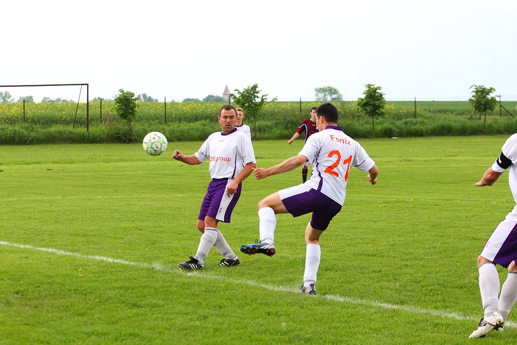 Klasa A: Dąb Stowarzyszenie - Fenix 6:1