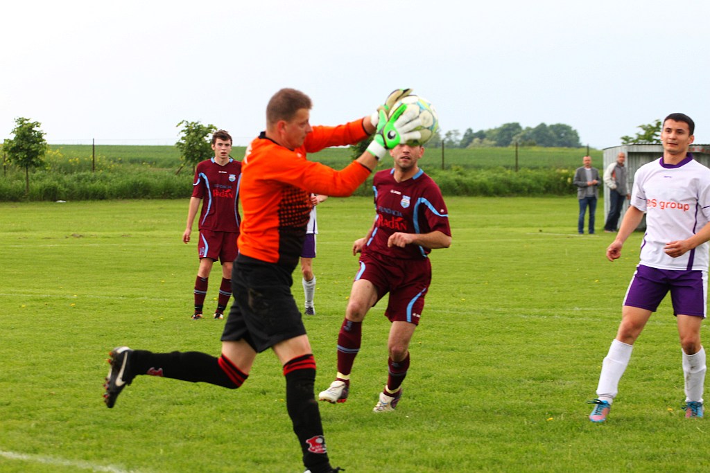 Klasa A: Dąb Stowarzyszenie - Fenix 6:1