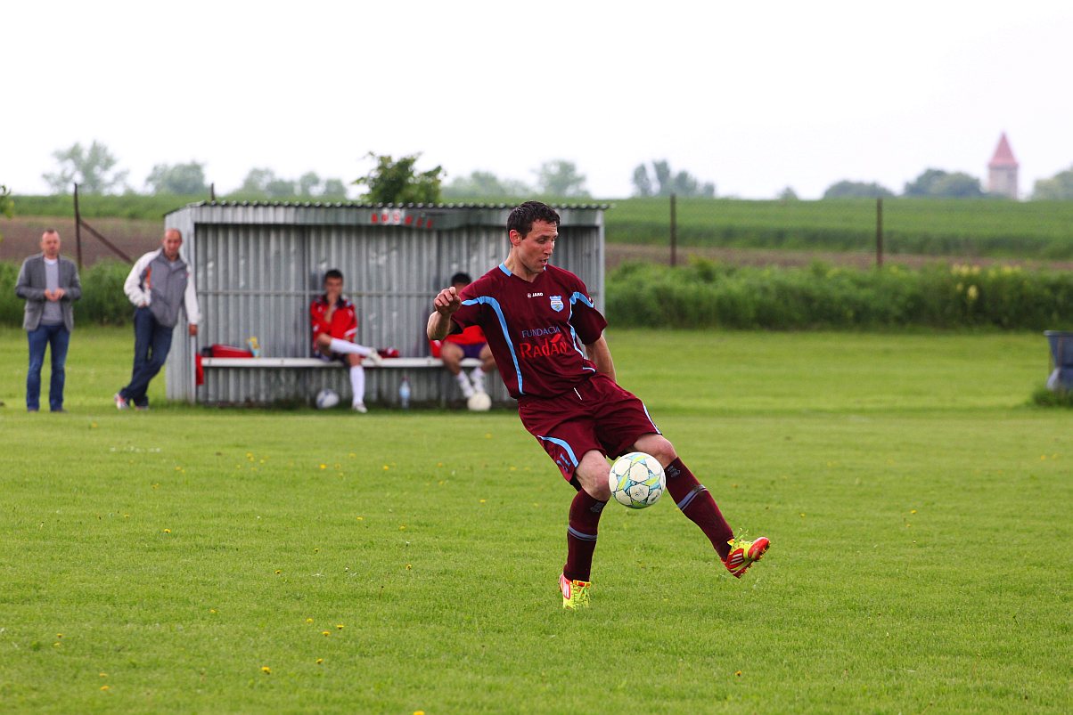 Klasa A: Dąb Stowarzyszenie - Fenix 6:1