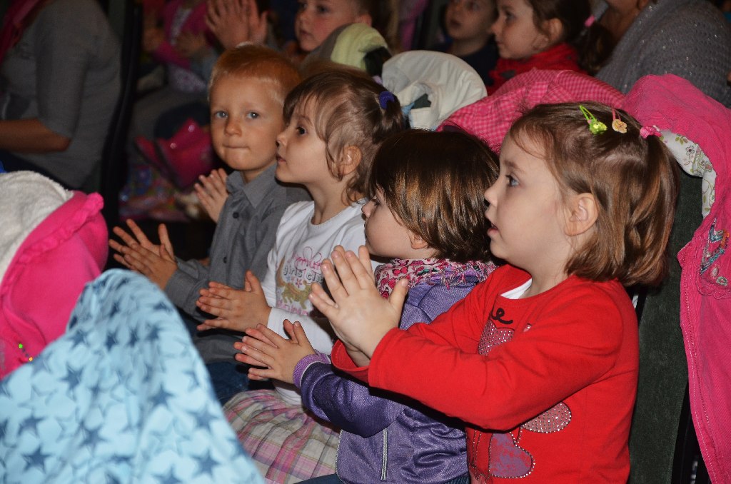 Czerwony Kapturek na Dzień Dziecka