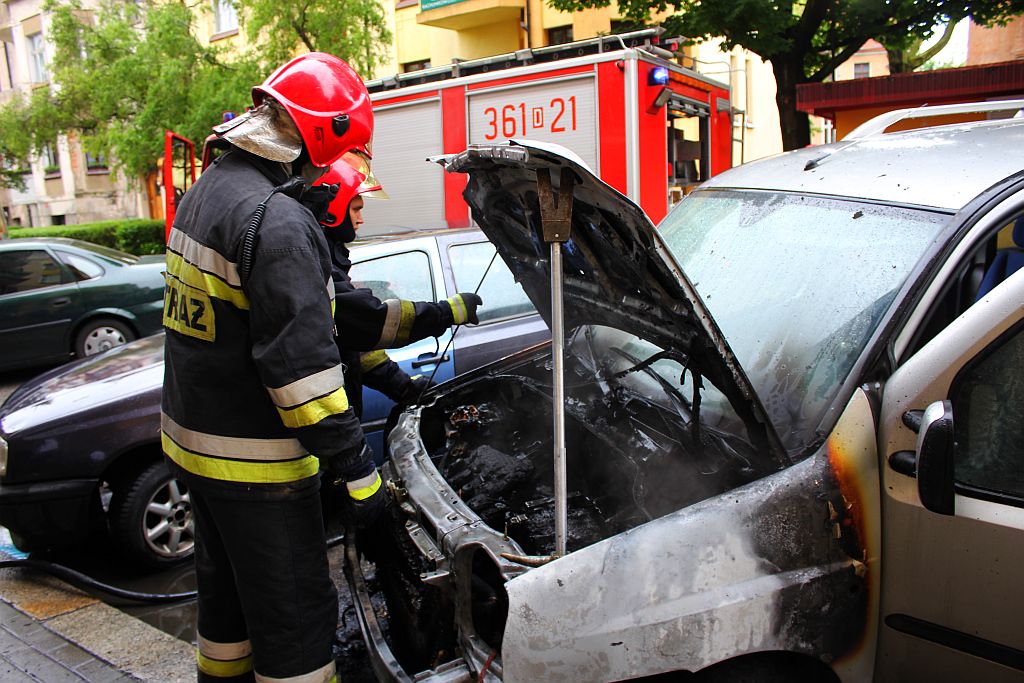 Pożar samochodu na ul. Traugutta