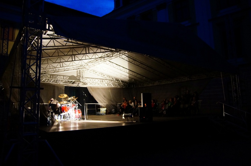 DRUMSET SOLO SHOW