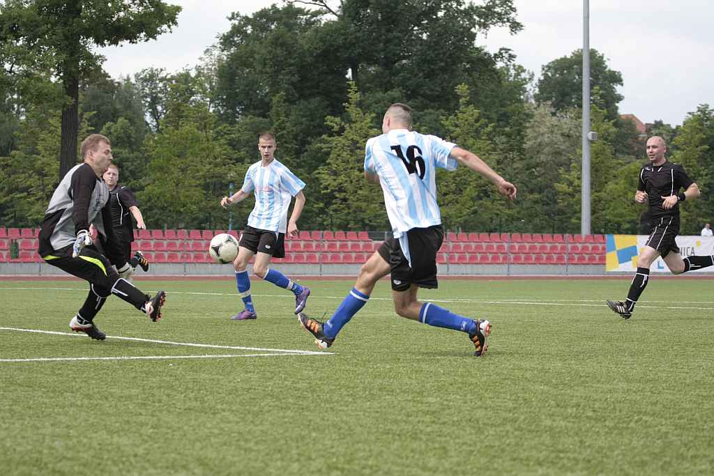 Albatros wygrał 10:2 i ma awans!!