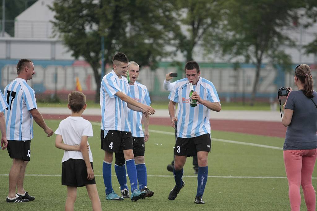Albatros wygrał 10:2 i ma awans!!