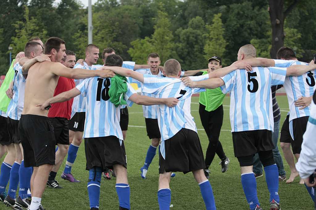 Albatros wygrał 10:2 i ma awans!!