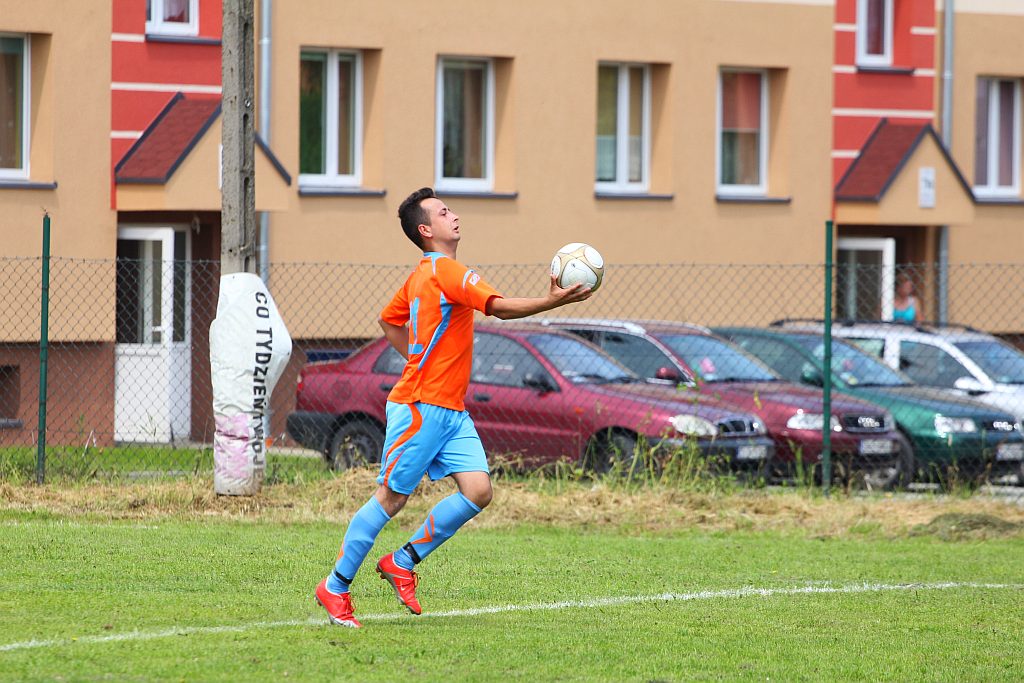 Klasa A: Unia - KS Legnickie Pole 0:3